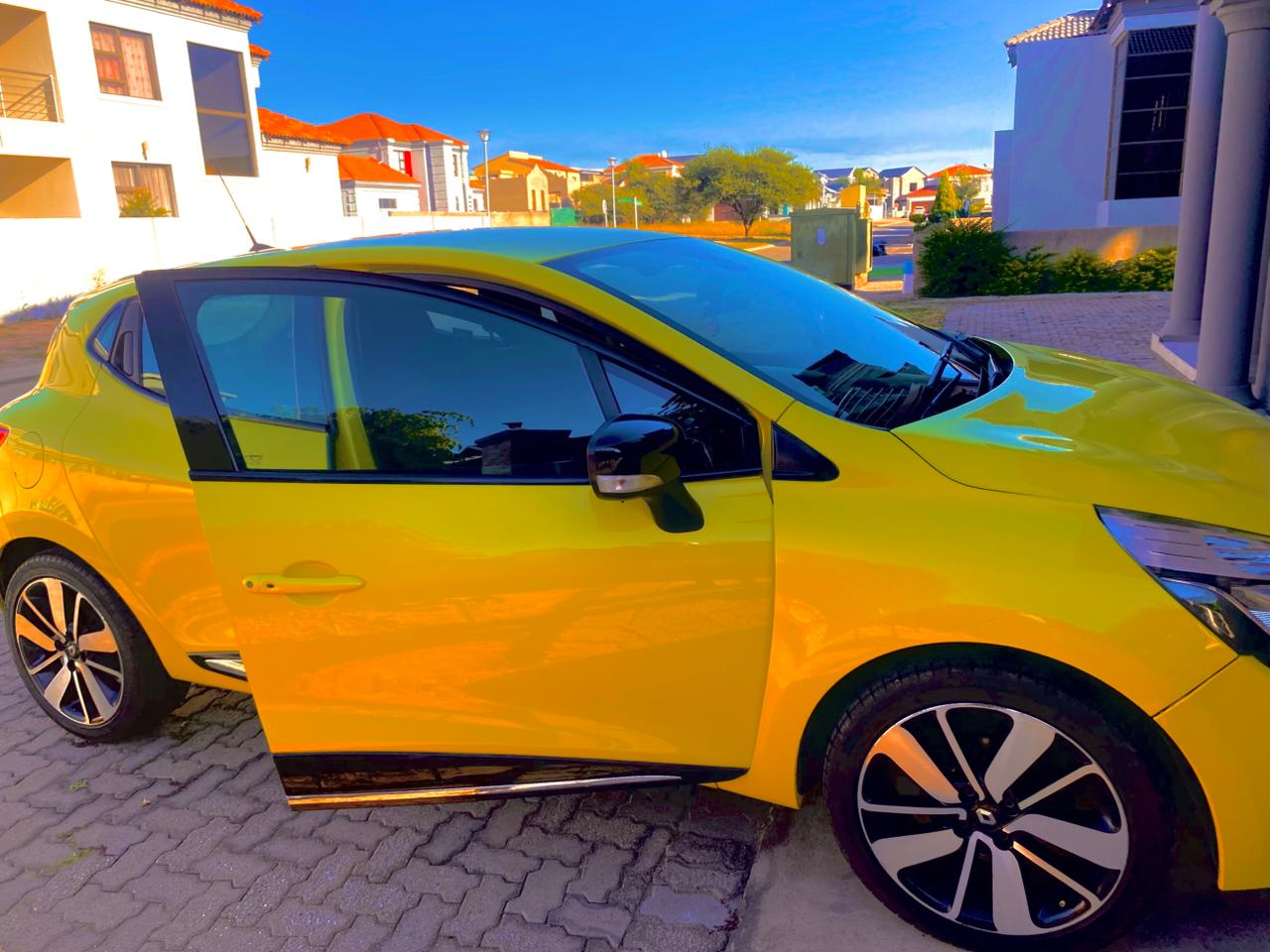 Nissan renullt